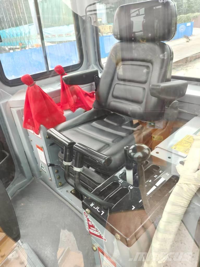 CAT D6G lánctalpas dózerek