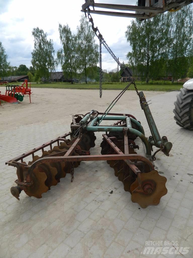 Kverneland 300 Tárcsás boronák