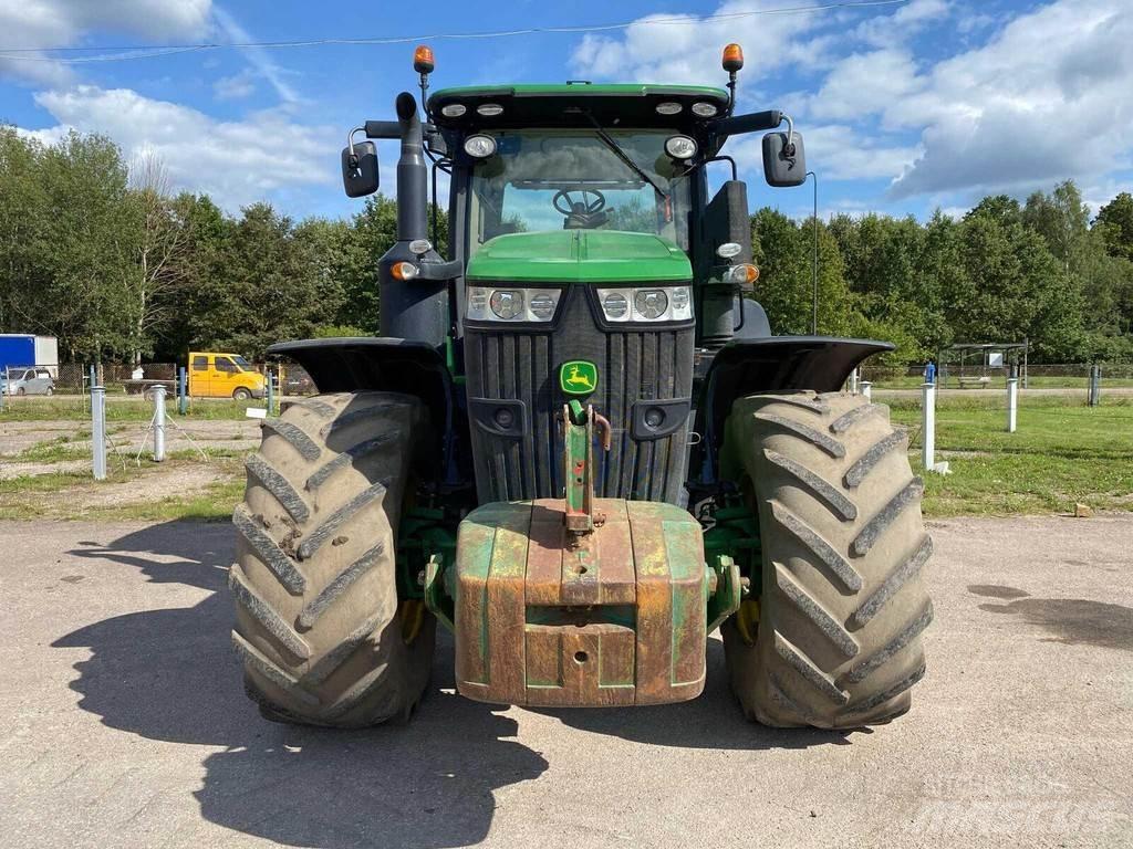 John Deere 7310R Traktorok