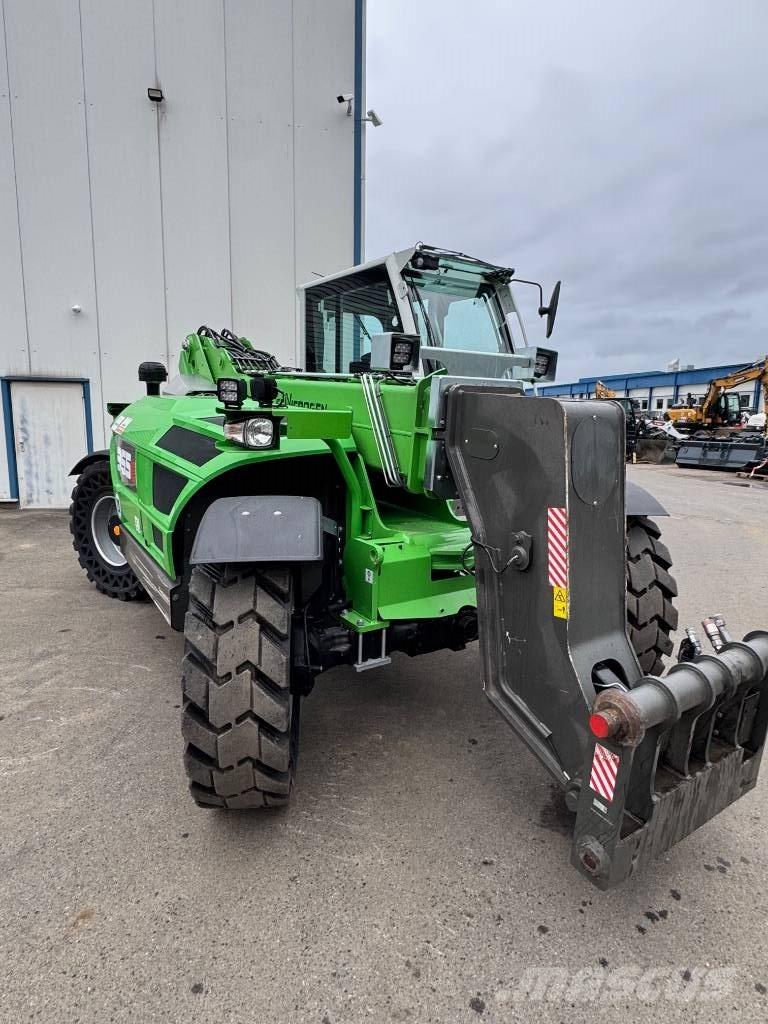 Sennebogen 355 Teleszkópos rakodók