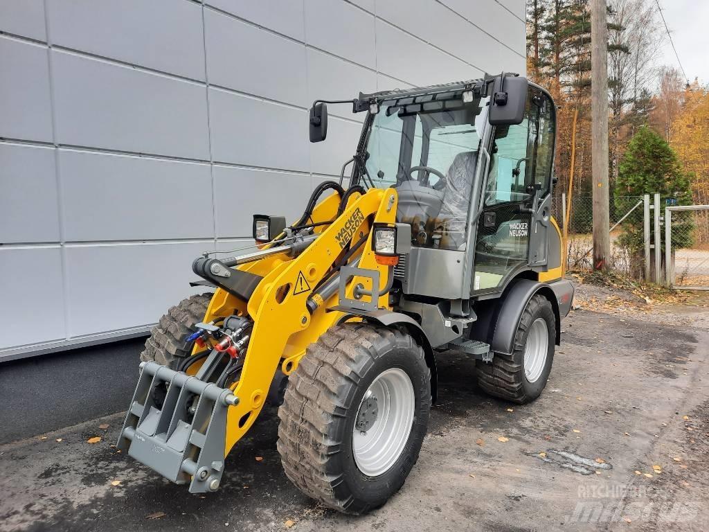 Wacker Neuson WL 38 Gumikerekes homlokrakodók