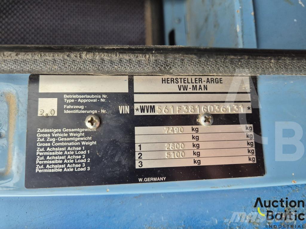 MAN 8.136 Platós / Ponyvás teherautók