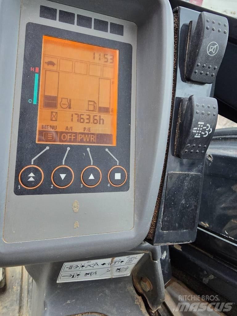 DEERE 50G Mini kotrók < 7t