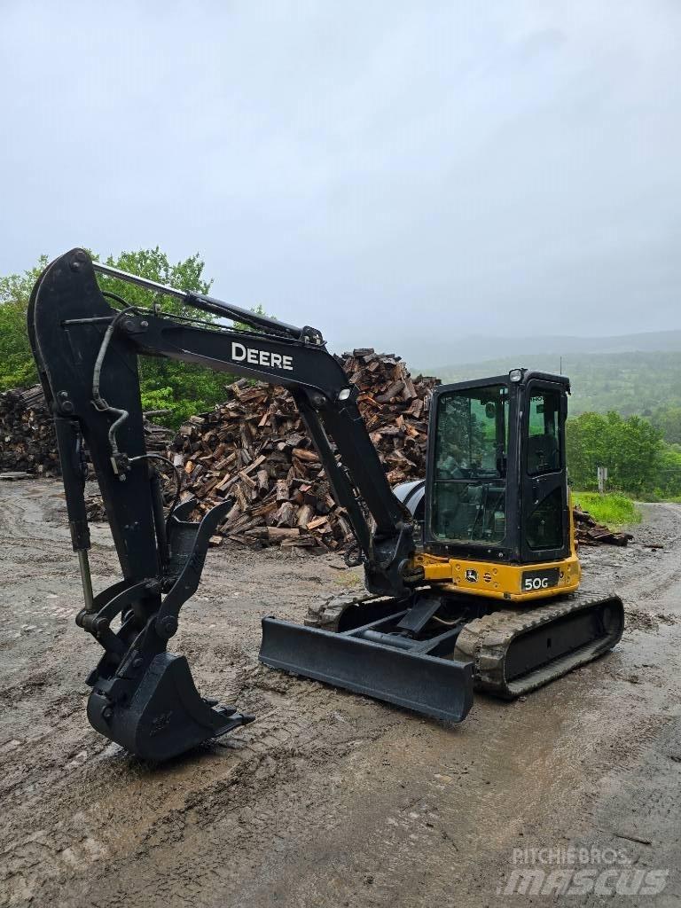 DEERE 50G Mini kotrók < 7t