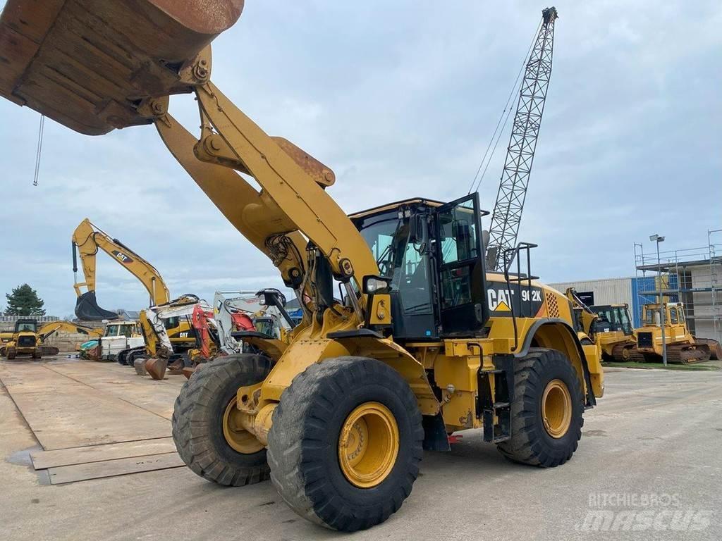 CAT 962K NVT Gumikerekes homlokrakodók