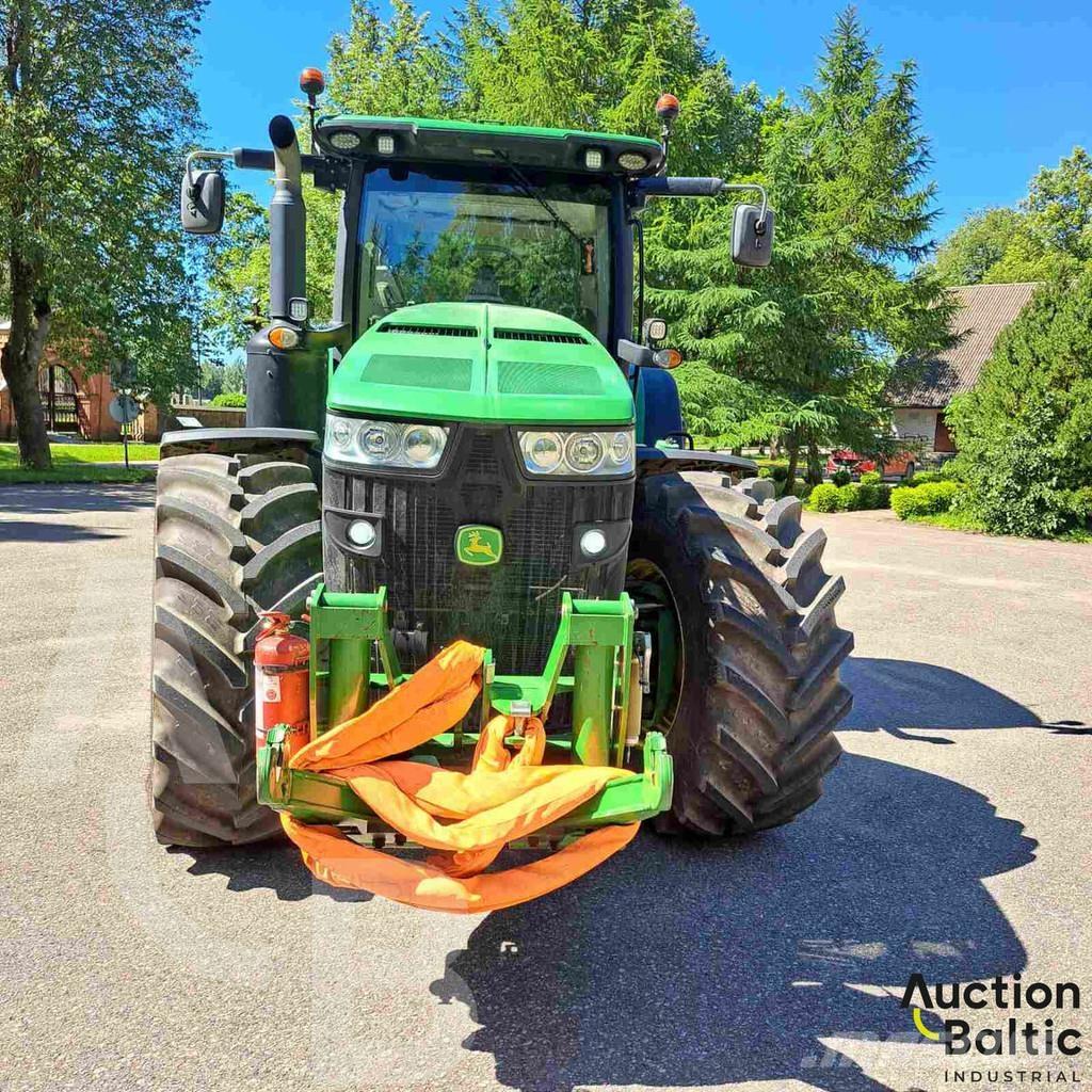 John Deere 8370 R Traktorok
