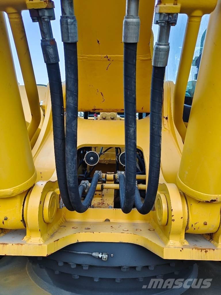 Komatsu PC 400-8 Lánctalpas kotrók