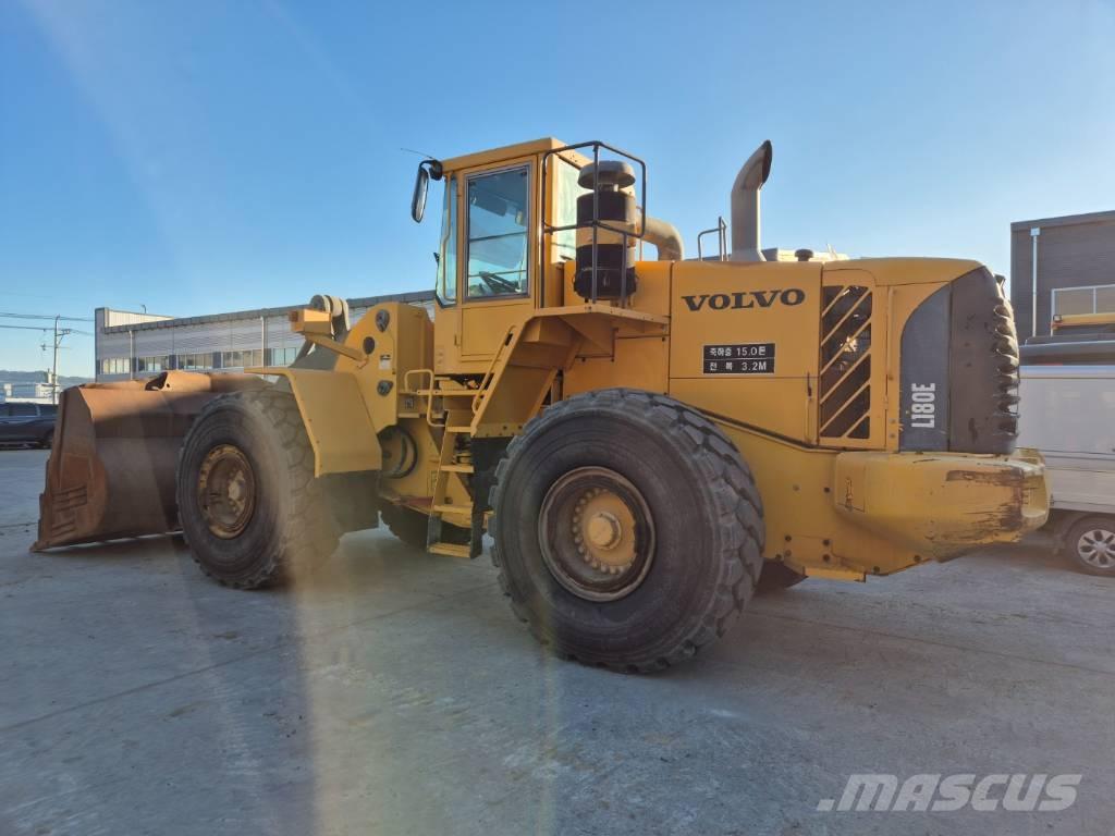 Volvo L 180 E Gumikerekes homlokrakodók