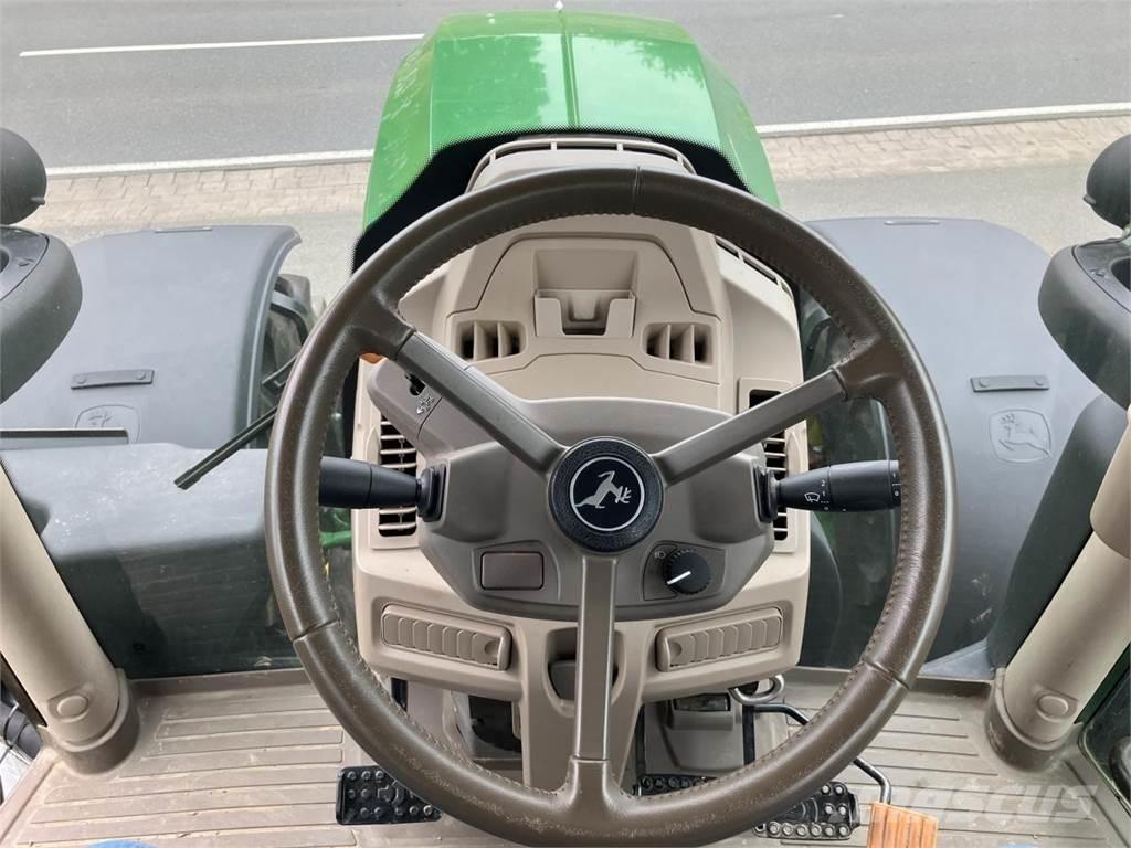 John Deere 6R 215 Traktorok