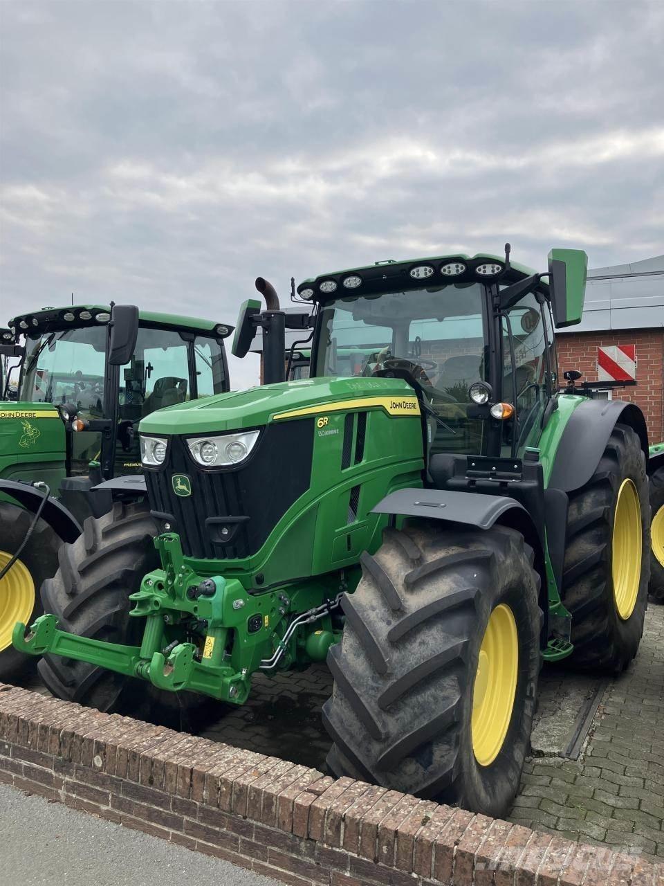 John Deere 6R 215 Traktorok