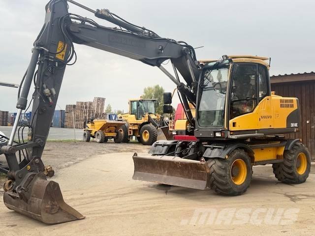 Volvo EW 140 C Gumikerekes kotrók