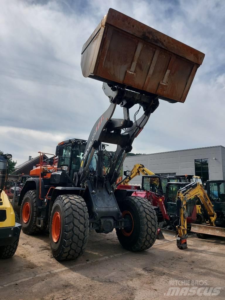 Develon DL 420 CVT-7 Gumikerekes homlokrakodók