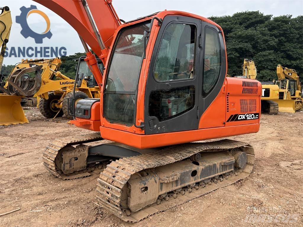 Doosan DX 120 Közepes (midi) kotrók 7 t - 12 t
