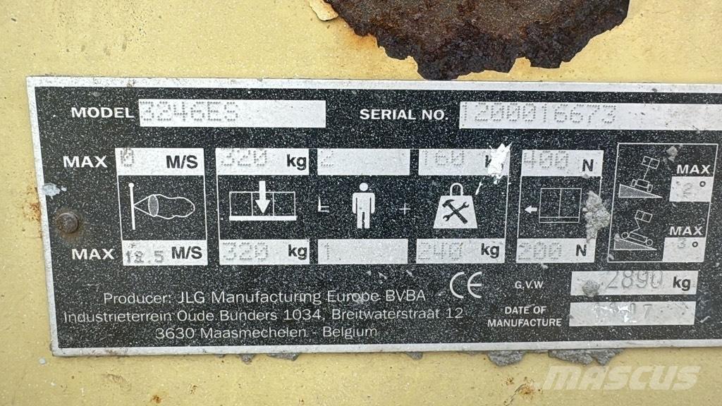 JLG 3246 ES Ollós emelők