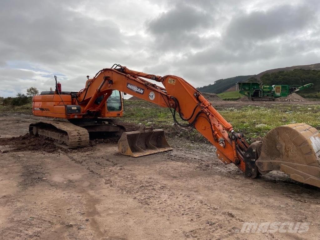 Doosan DX 255 LC Lánctalpas kotrók