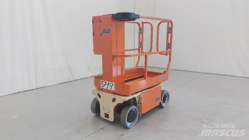 JLG 1230 ES Ollós emelők