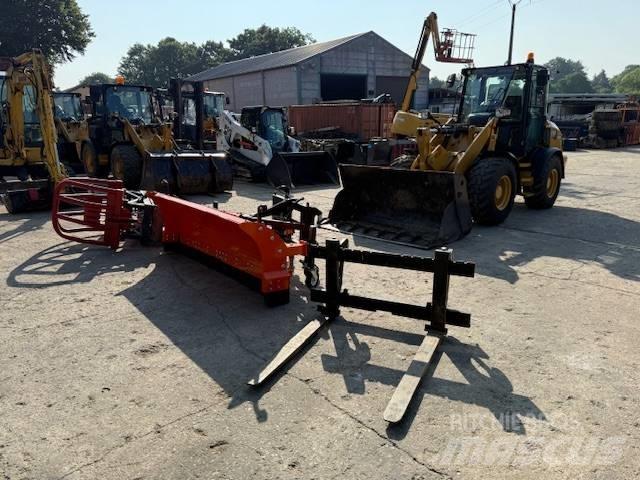 CAT 908 M - 40 Km/H Gumikerekes homlokrakodók
