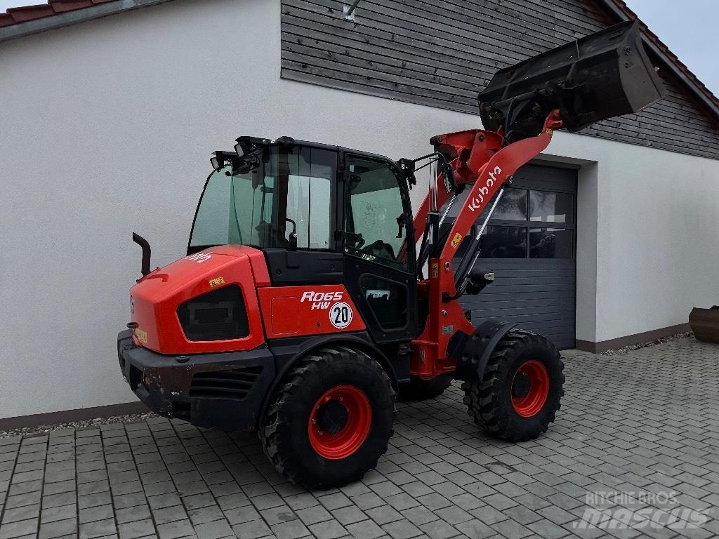 Kubota R 065 Gumikerekes homlokrakodók