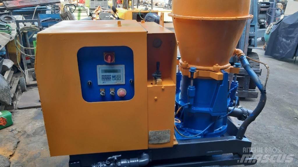 Ocmer OCM 36 Esztrich pumpák
