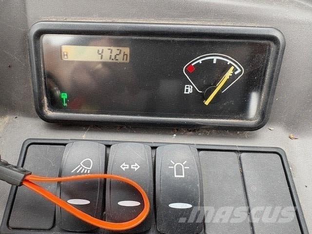 Volvo EC 18 E Mini kotrók < 7t