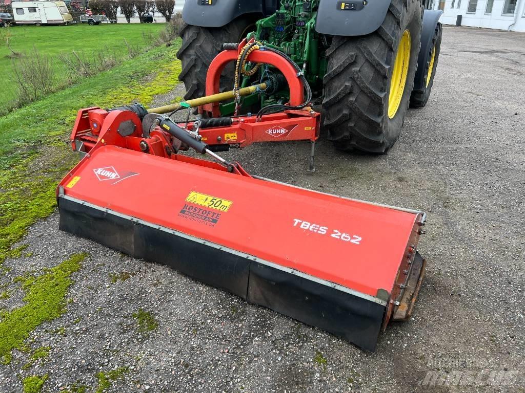 Kuhn TBES 262 Kaszák