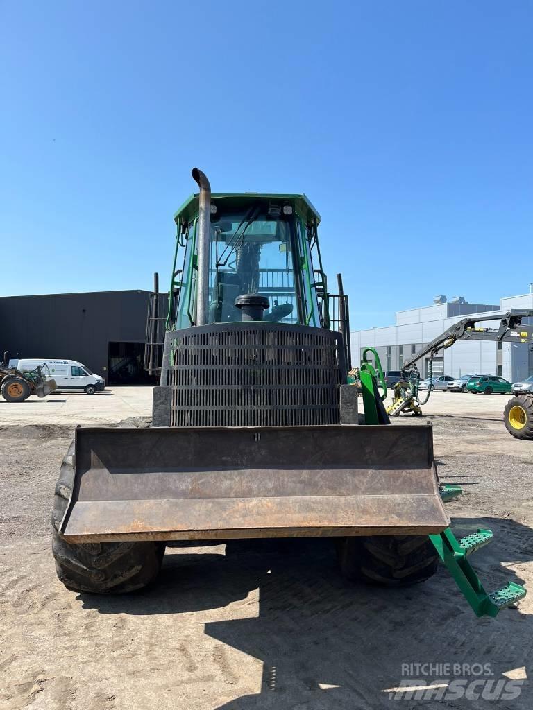 John Deere 1110D Kihordók