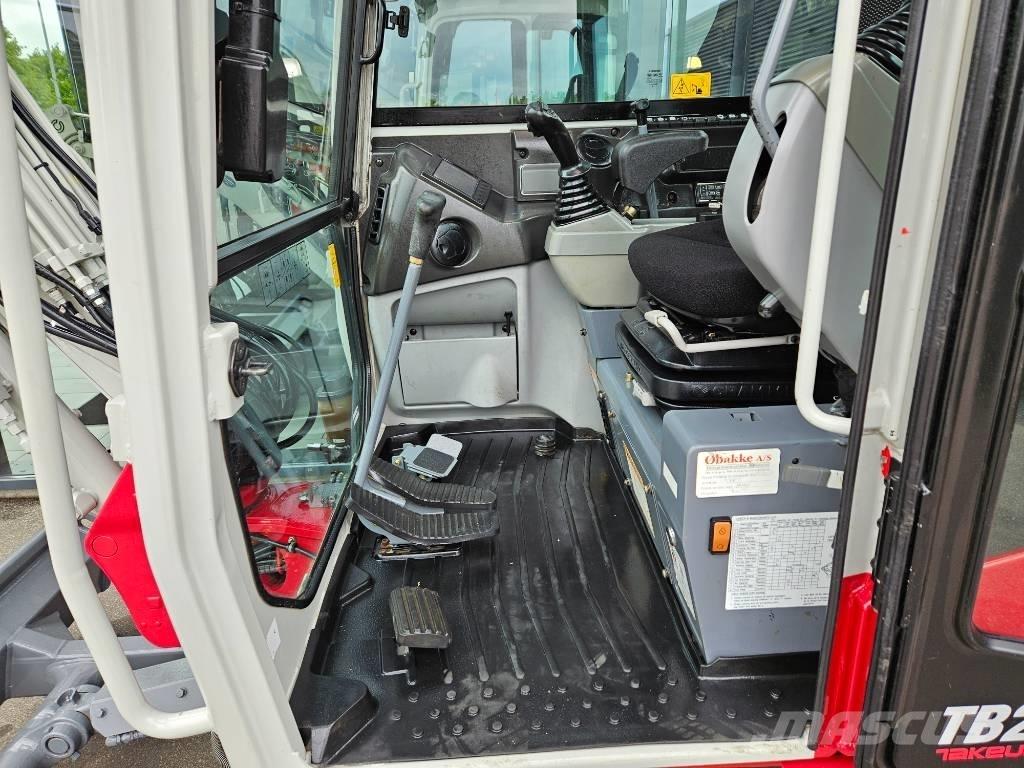 Takeuchi TB 230 Mini kotrók < 7t