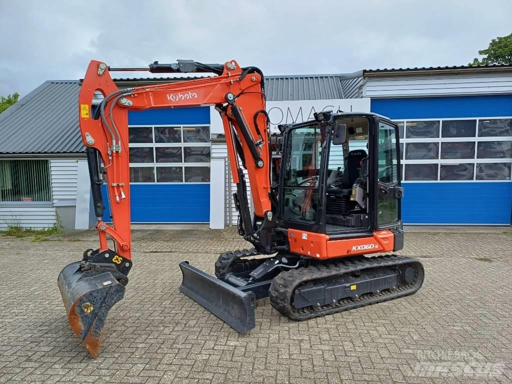 Kubota KX060-5 VA Mini kotrók < 7t