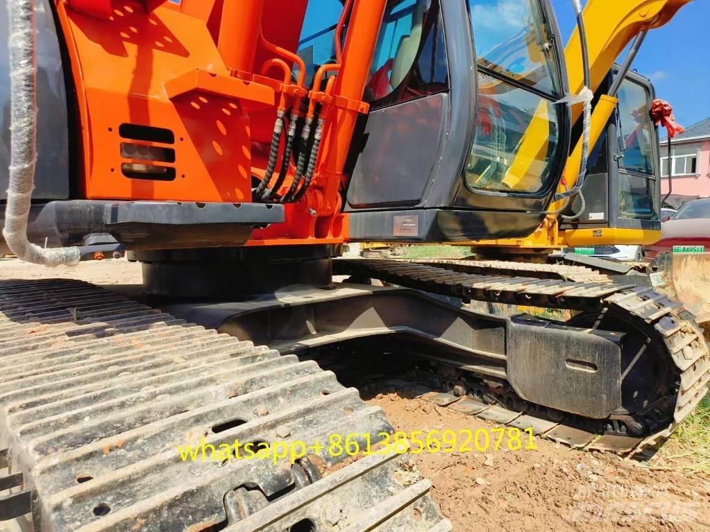 Hitachi ZX 135 US Lánctalpas kotrók
