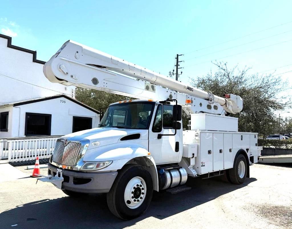 Altec AA 55 Teherautóra szerelt emelők és állványok