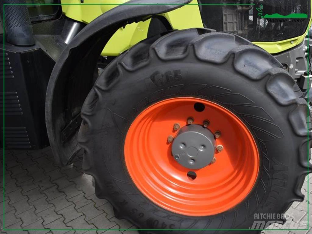 CLAAS Axion 810 Traktorok