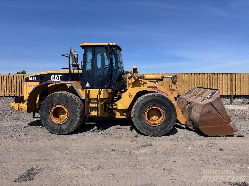 CAT 966 G Gumikerekes homlokrakodók