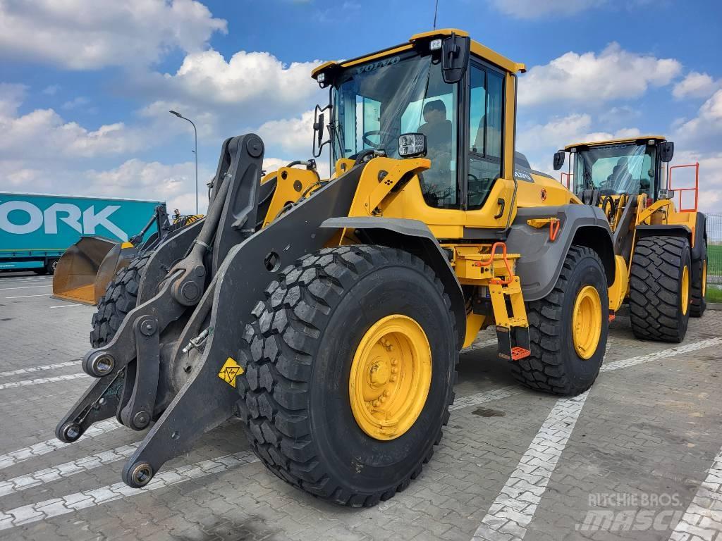 Volvo L 110 H Gumikerekes homlokrakodók