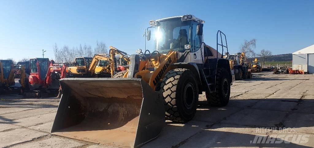 Liebherr L 550 Gumikerekes homlokrakodók