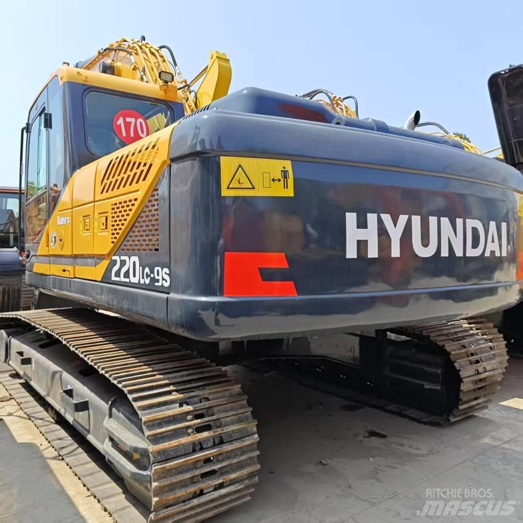 Hyundai 220lc-9s Lánctalpas kotrók