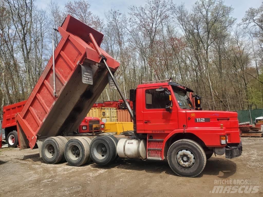 Scania 112 - Tri Axle Billenő teherautók