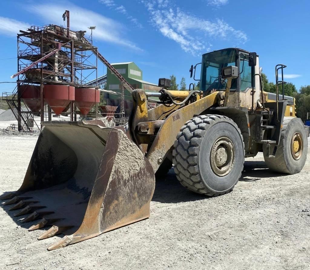 Komatsu WA 470-3 Gumikerekes homlokrakodók