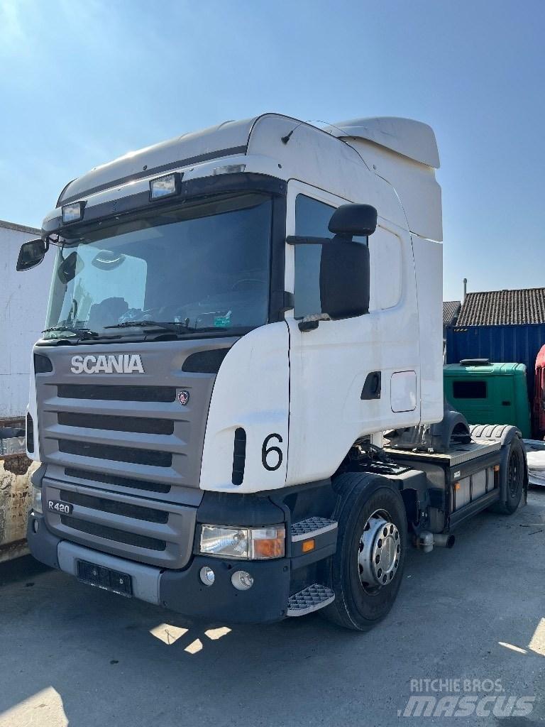 Scania CR19 Vezetőfülke és belső tartozékok