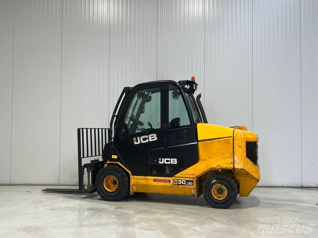 JCB TLT30-19D-2WD Dízel targoncák