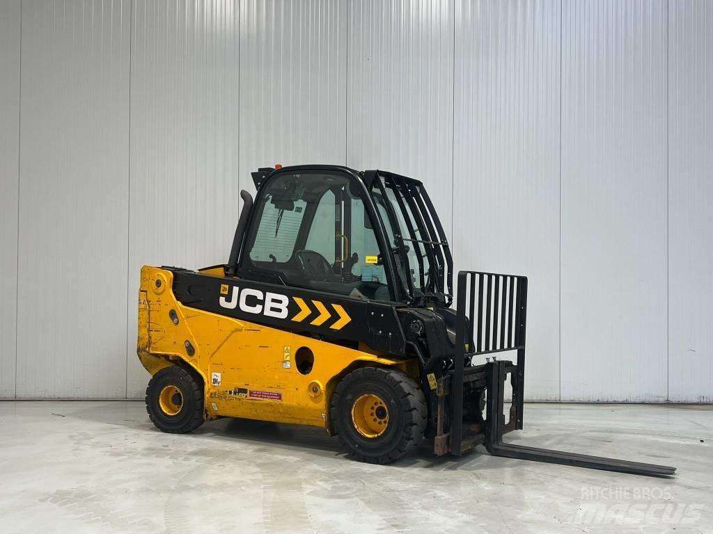 JCB TLT30-19D-2WD Dízel targoncák