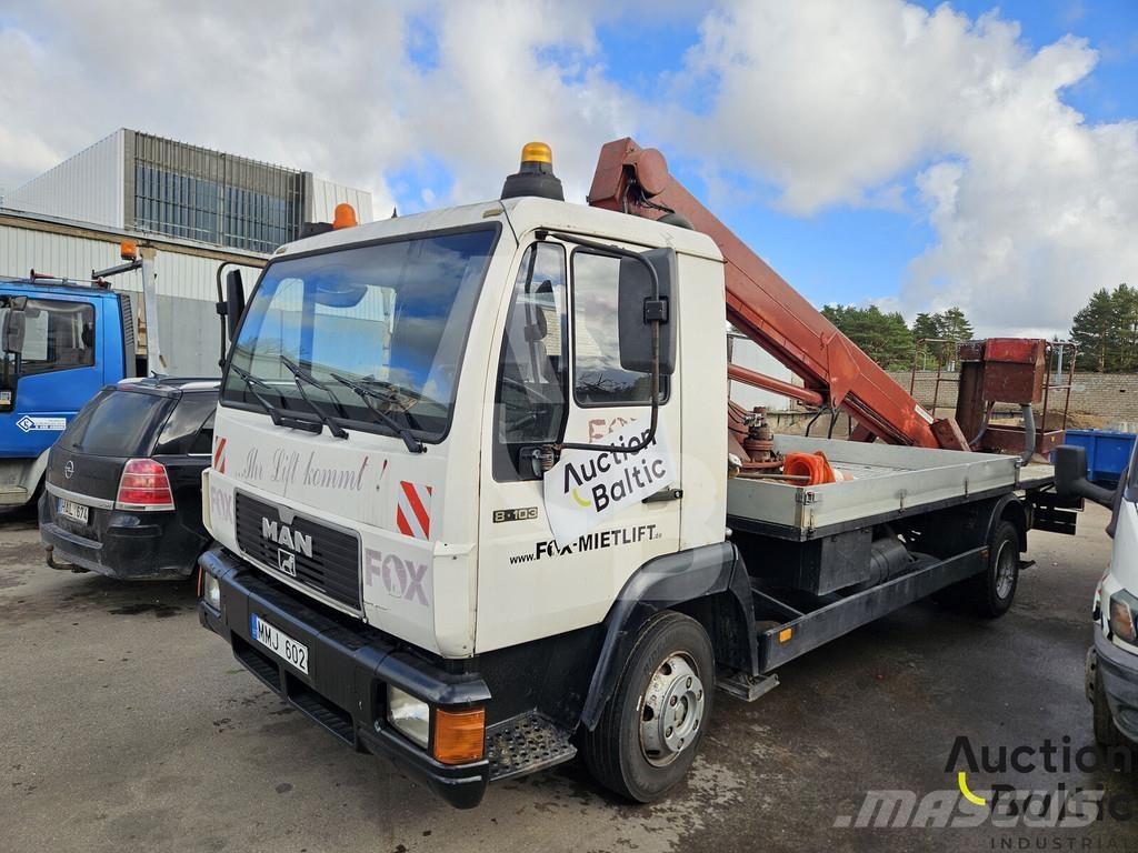 MAN 8.103 Teherautóra szerelt emelők és állványok