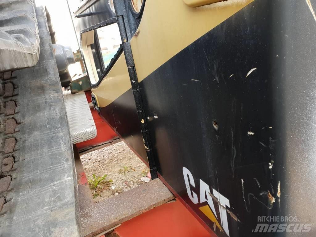 CAT 320B ali 320 Vezetőfülke és belső tartozékok