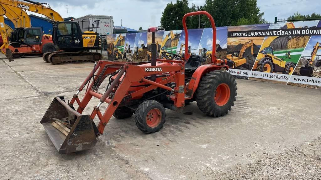 Kubota B 20 Traktorok