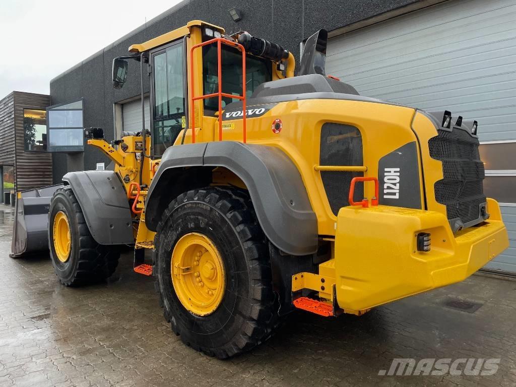 Volvo L120H Gumikerekes homlokrakodók