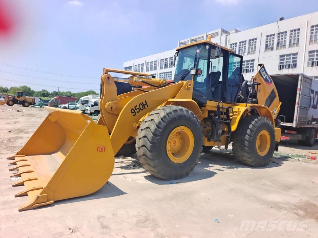 CAT 950 H Gumikerekes homlokrakodók