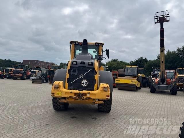 Volvo L 60 H Gumikerekes homlokrakodók