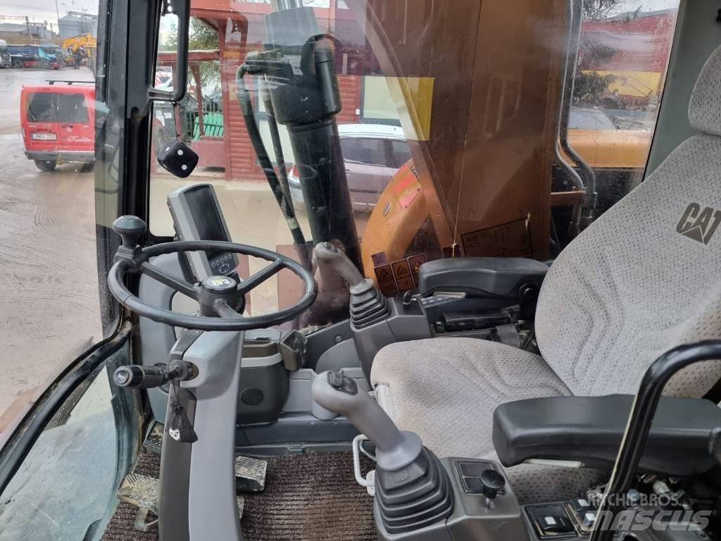CAT M 315 D II Gumikerekes kotrók