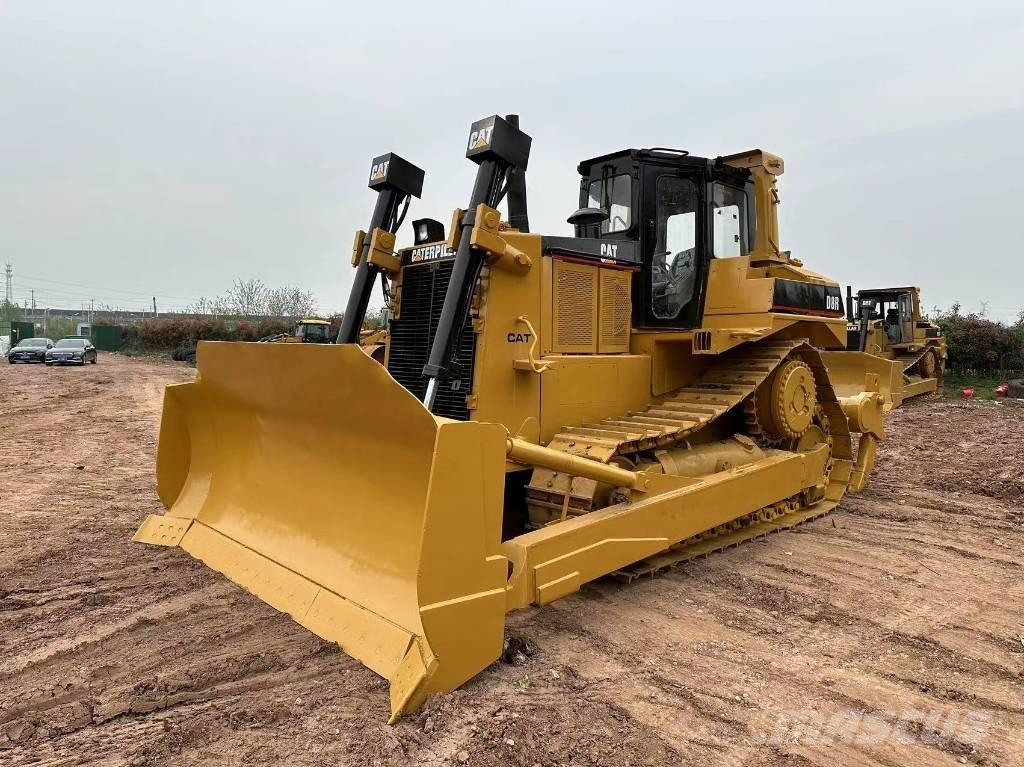 CAT D8R lánctalpas dózerek