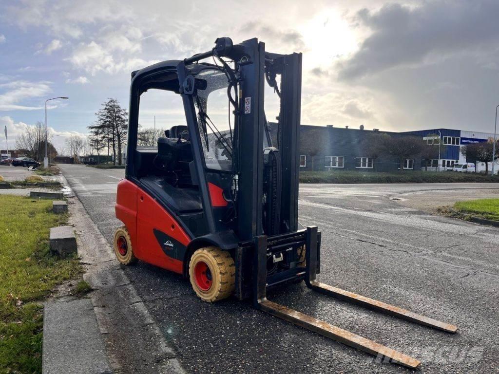 Linde H20T-01 Gázüzemű targoncák