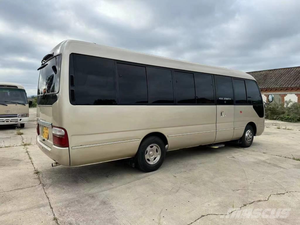 Toyota Coaster Bus Mini buszok